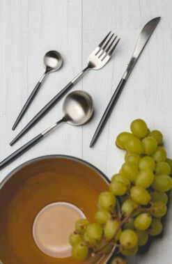 Jay Hill Bestekset - RVS - Zwart - 16-delig / 4 Personen 14 Jay Hill Bestekset - RVS - Zwart - 16-delig / 4 Personen -Exporteren Kook Geur Winkel jay hill bestek rvs 1 1