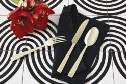 Sambonet Bestekset Flat - Champagne - 24 Delig / 6 Personen 11 Sambonet Bestekset Flat - Champagne - 24 Delig / 6 Personen -Exporteren Kook Geur Winkel sambonet bestekset flat champagne sfeer2