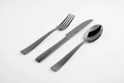 Sambonet Bestekset Flat - Zwart - 24 Delig / 6 Personen -Exporteren Kook Geur Winkel sambonet bestekset flat zwart sfeer4