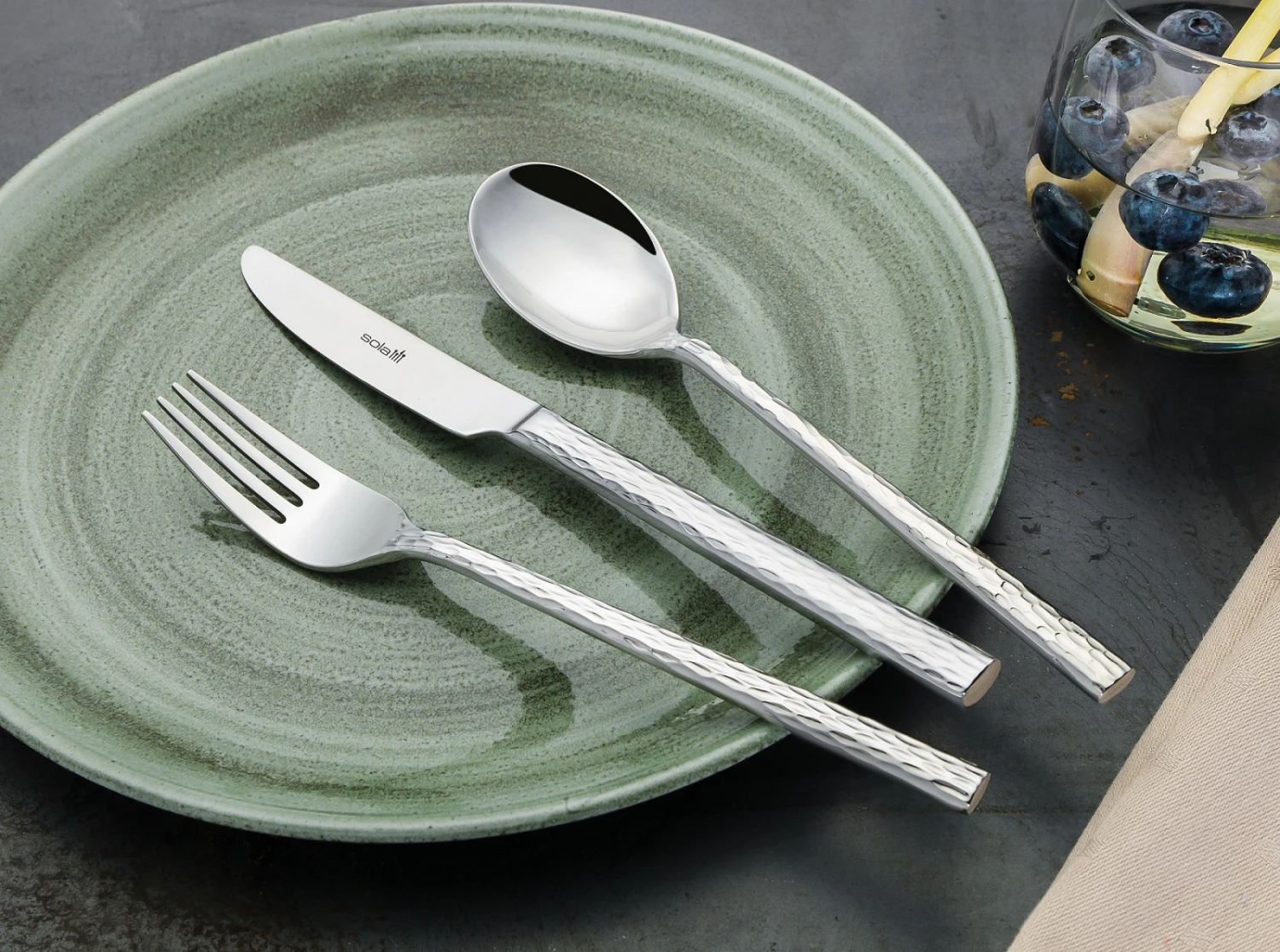 Sola Saladevork Lausanne 4 Sola Saladevork Lausanne - Afbeelding 2